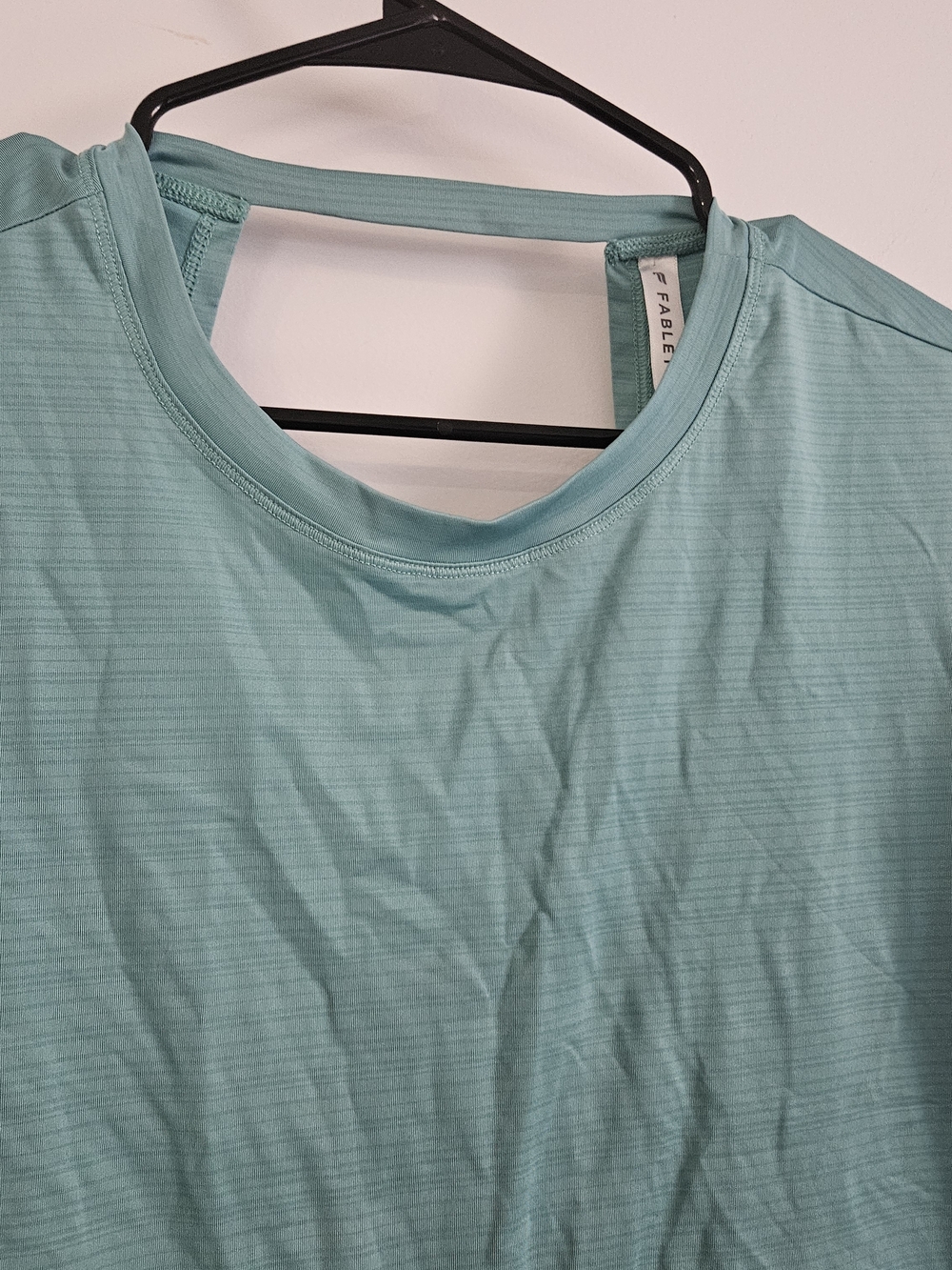Fabletics Active Crop Tee - Picture 3 of 4